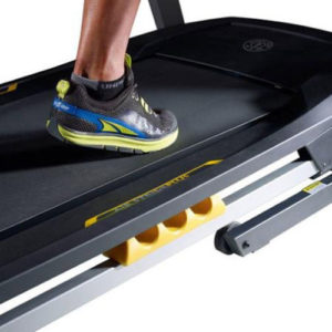 Gold's Gym Trainer 420 Treadmill 5